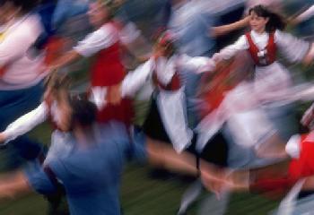 Aristic Photo - Folk Dance